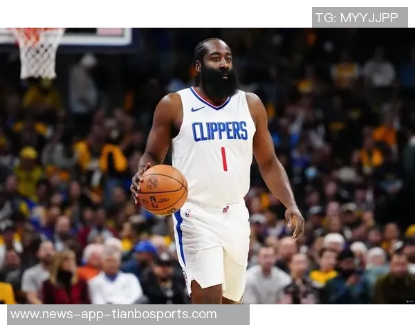 哈登轻松表现14投6中斩获21分3篮板5助攻0失误展现稳定状态