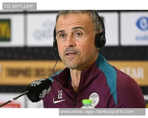 恩里克因伤病潮调整战术多名球员尝试伪九号位新角色 恩里克因伤病潮调整战术多名球员尝试伪九号位新角色